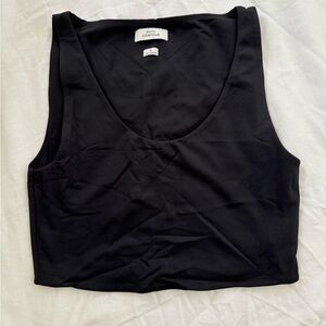 Aritzia Babaton Contour Cropped Tank Black